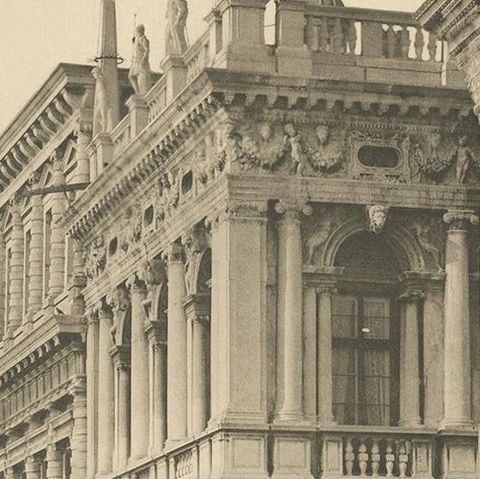 Pl. 21 Antique Print of the Column of San Todaro in Venice, circa 1890, close-up 1