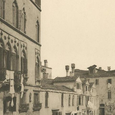 Pl. 88 Antique Print of the Tintoretto House in Venice, circa 1890, close-up 1